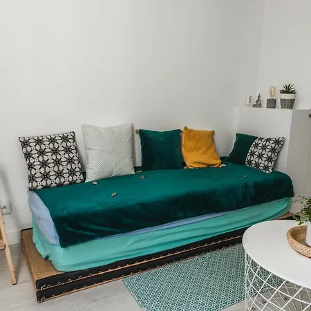 Hostnfly - Charming Flat With Mezzanine Near Bastille *